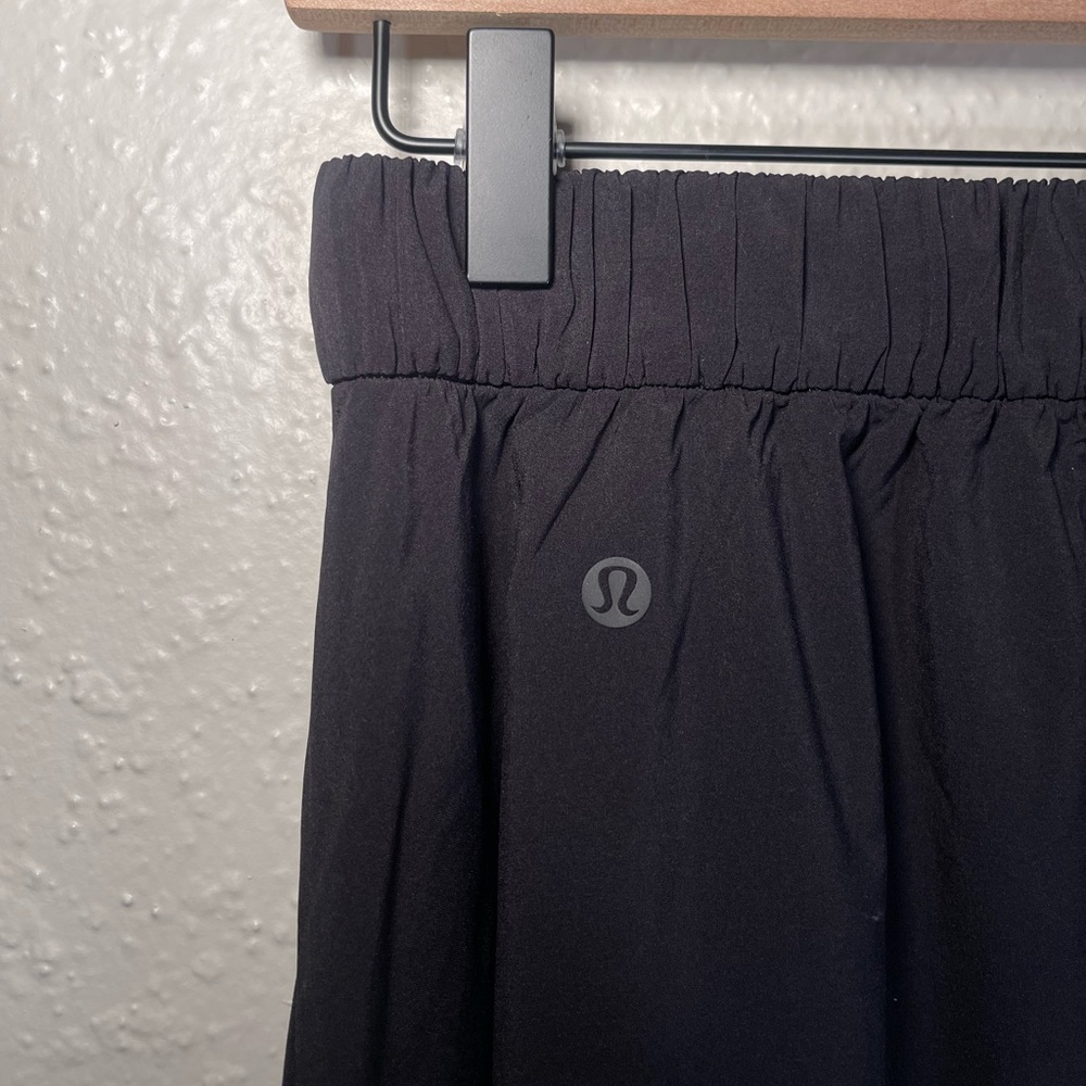 Lululemon skirt - Picture 4 of 8